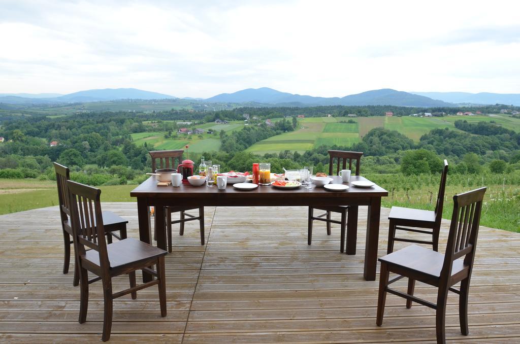 Fantastic View Vineyard Beskid Mountains Gruszow  Esterno foto